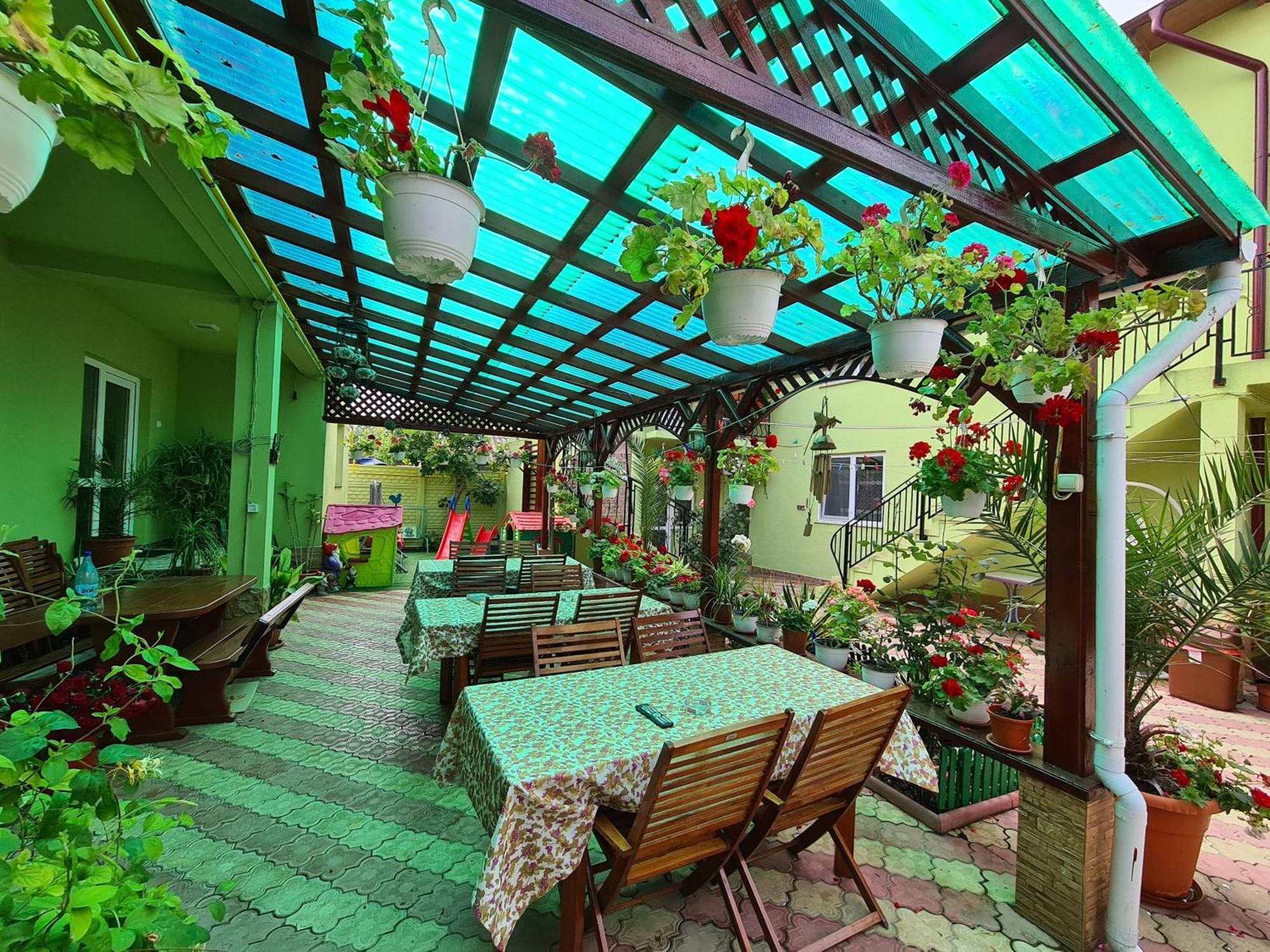 מלון Două Mai Casa Bianca מראה חיצוני תמונה